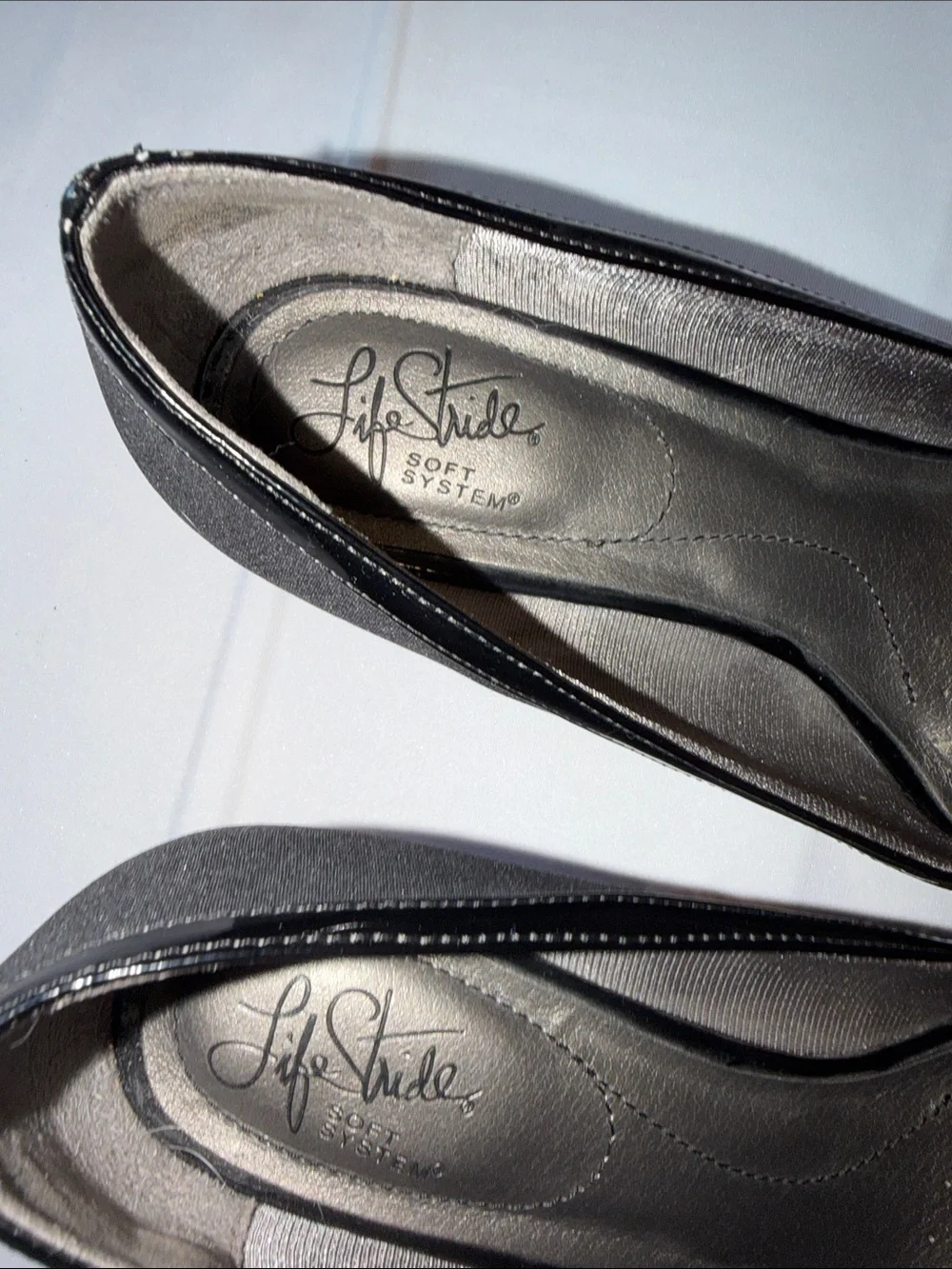 Life Stride Black Peep Toe Kitten Heel Pumps Women's Size 9